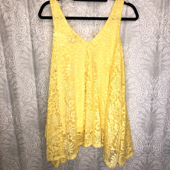 Kate & Mallory Canary Lace Swing Tank - Picture 3 of 9